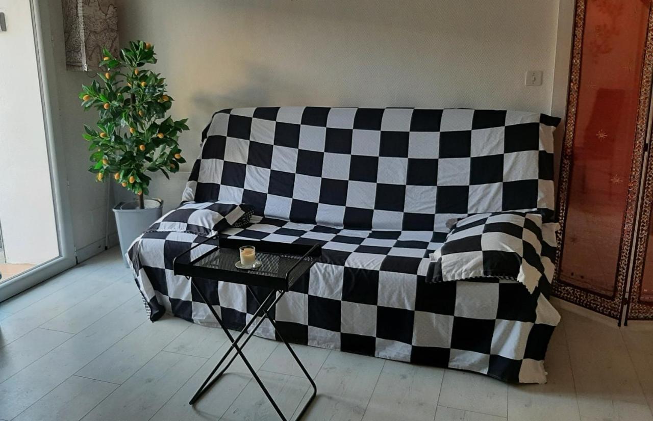 Charmant T2 Tout Confort Au Centre Du Village ! Florensac Eksteriør billede